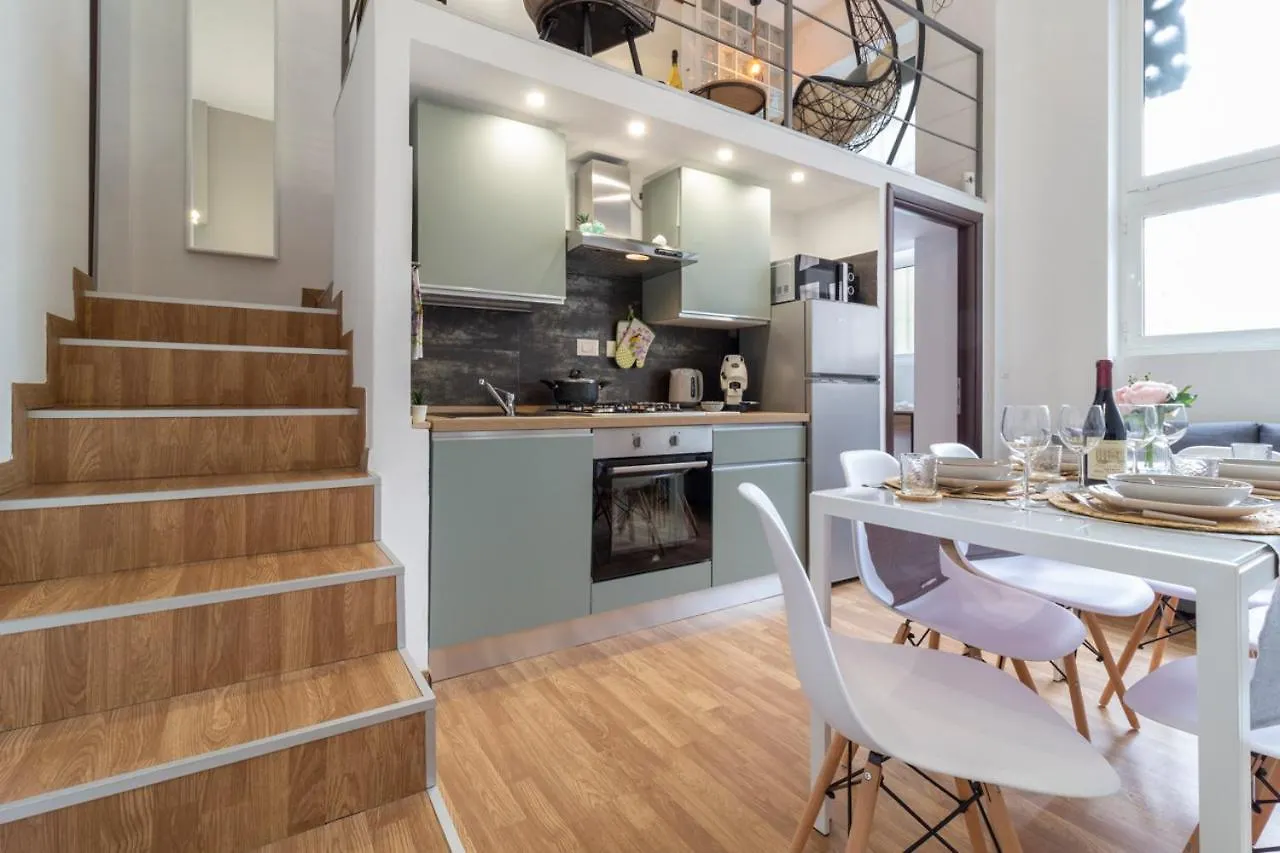 Luxloft Milano Bocconi - 2 Bathrooms - Free Parking 0*,  Italia